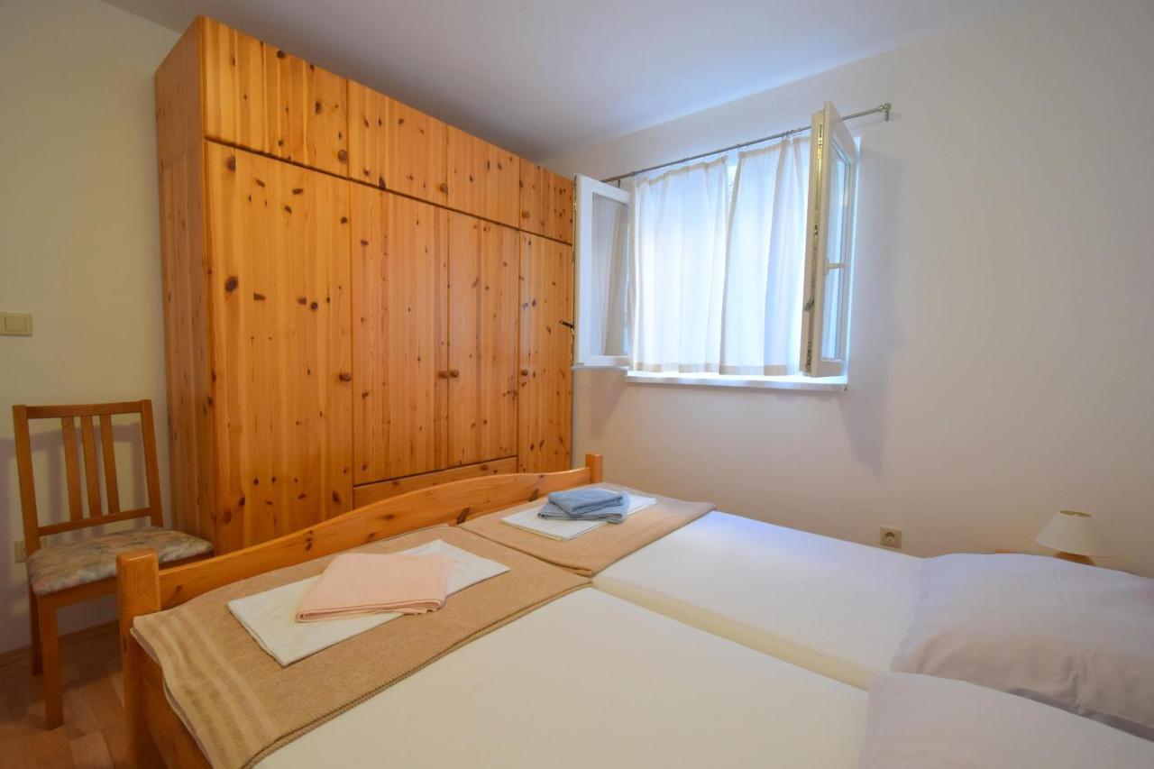 Apartments Marjolovic Нивице Екстериор снимка